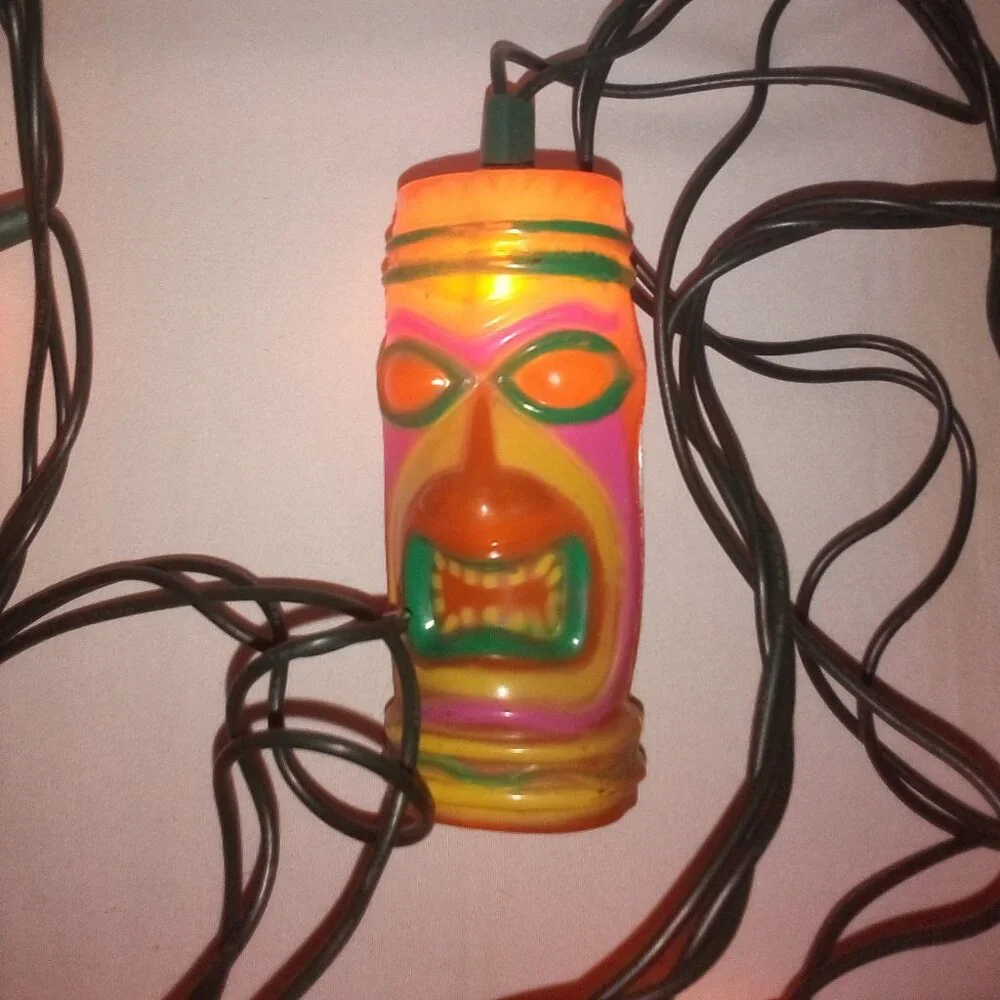 Tiki String Lights:  Blowmold.  10 Lights.  NWOT.  Never Used